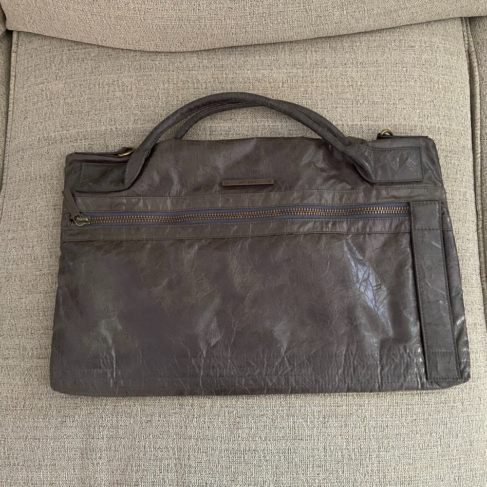 Mat & Nat Crinkle Document Bag